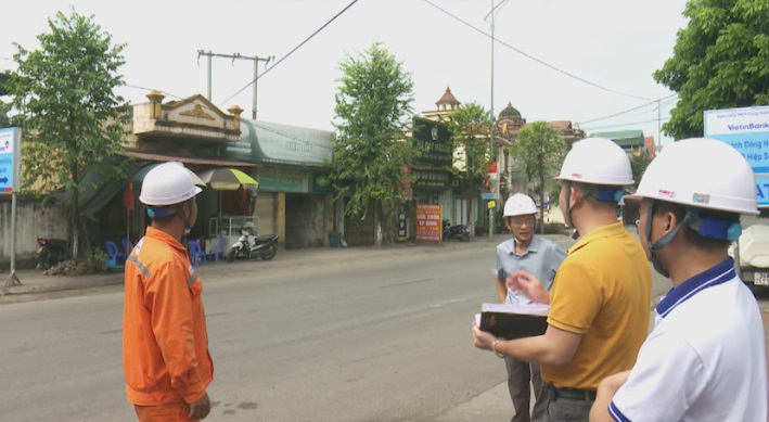 TĂNG CƯỜNG BẢO ĐẢM AN TOÀN HÀNH LANG LƯỚI ĐIỆN